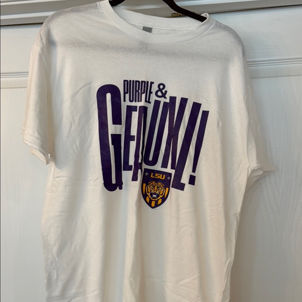 Gildan Heavy Cotton White T-Shirt